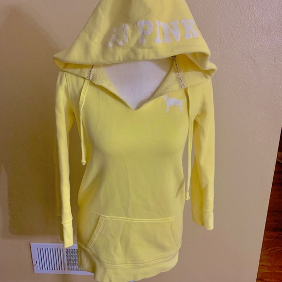 💫GO PINK V-NECK SWEATSHIRT💫 - Picture 2 of 4